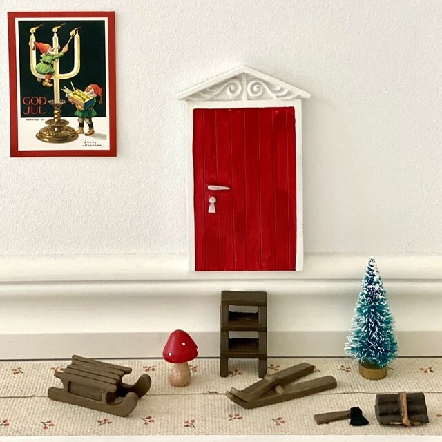 Skis for Elf Door