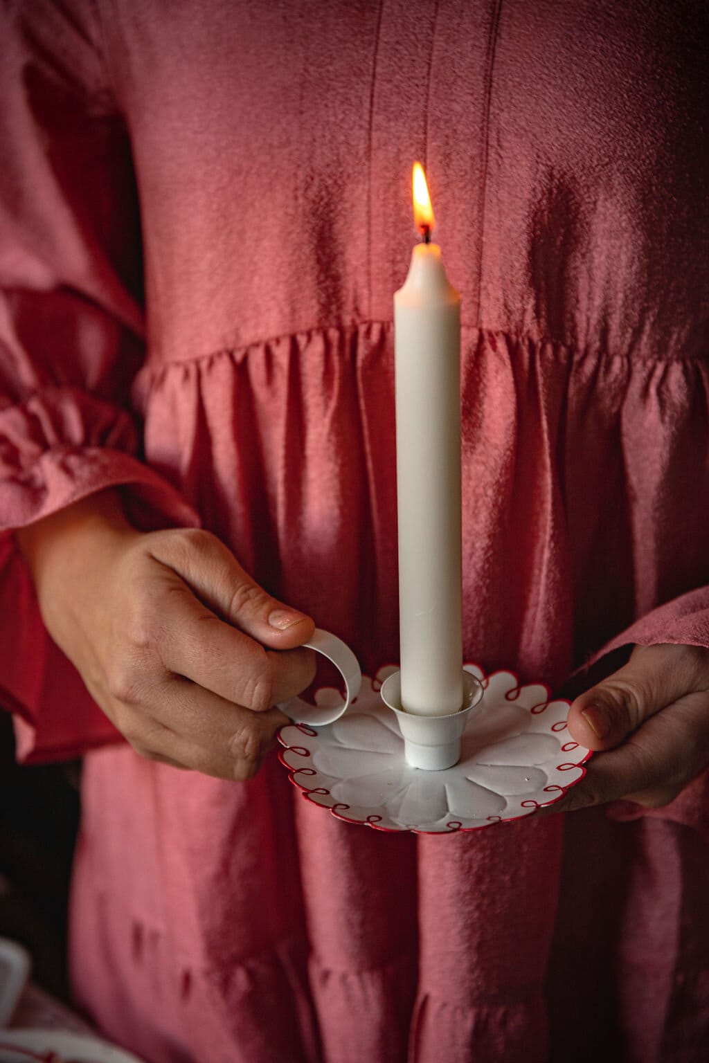 Candle Holder Saga White/Red