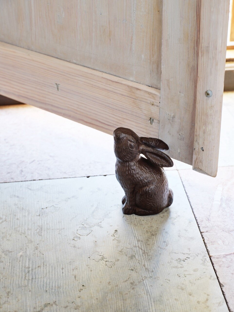 Door Stopper/Bookend Rabbit Brown